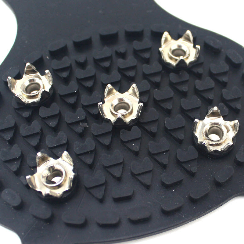 Gizlux 5-stud ice grips for shoes - image 4