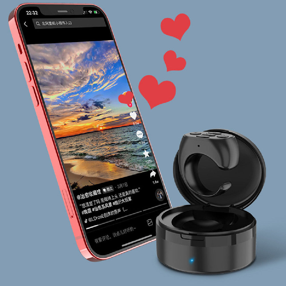 Gizlux Loop Bluetooth scroll ring remote with charging case - image 2
