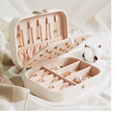 Gizlux travel jewelry box - image 3
