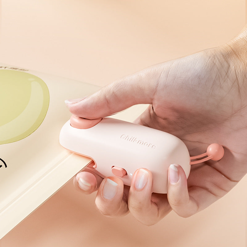 Gizlux mini rechargeable bag sealer - image 3
