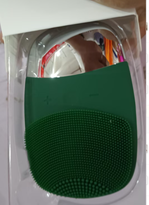 Gizlux Glow silicone facial cleansing brush - image 4