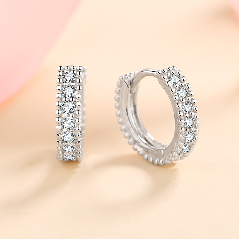 Gizlux moissanite huggie hoop earrings (925 silver) - image 2