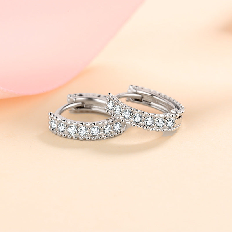 Gizlux moissanite huggie hoop earrings (925 silver) - image 3